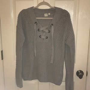 Longe sleeve knit top